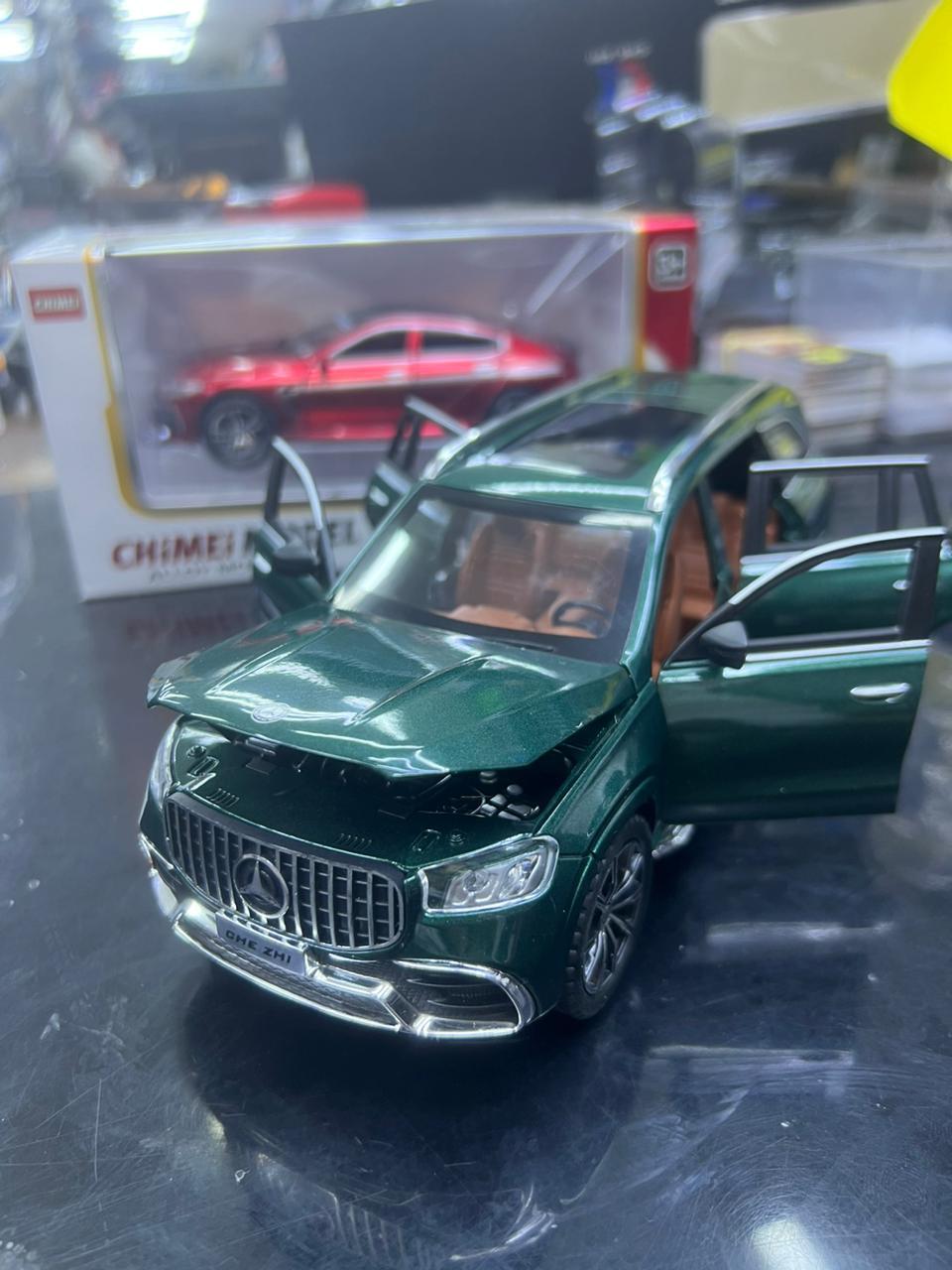 Mercedes-Benz Metal Model Car